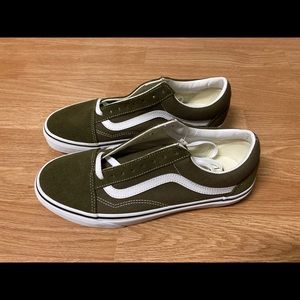 Vans Old Skool Shoes 8.5 mens or 10 womens